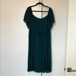 Elegant Teal Pleated Dress